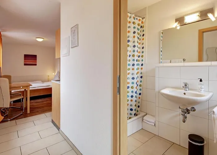 Fleiner Gaestehaus 3*